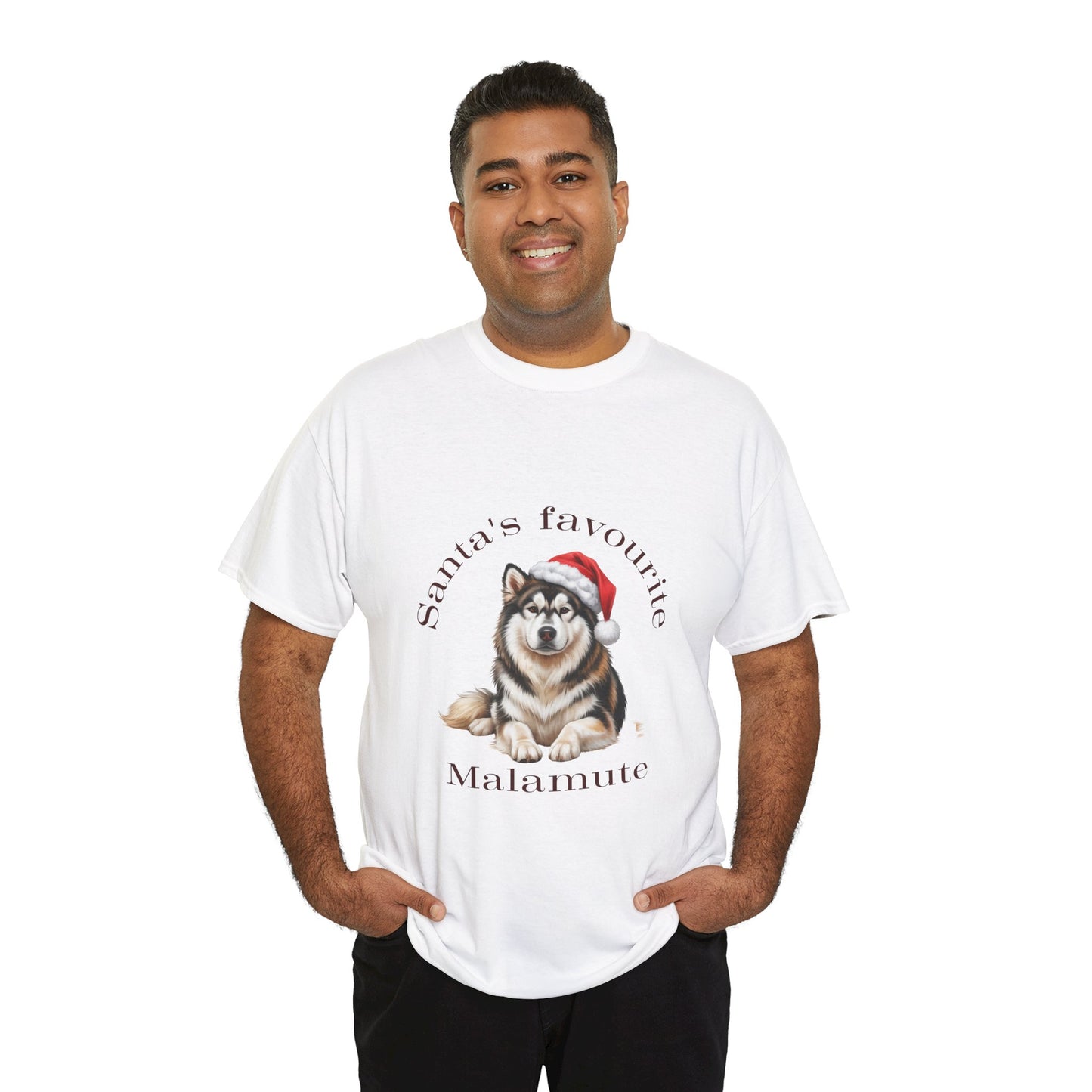 Santa's Favourite Malamute T-Shirt, Festive Alaskan Malamute Dog Christmas Tee, Cute Pet Lover Shirt, Holiday Apparel, Great Gift for Dog Owners